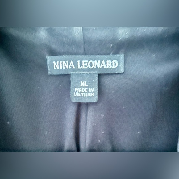 Nina Leonard Three-quarter Length Vest - Picture 4 of 4